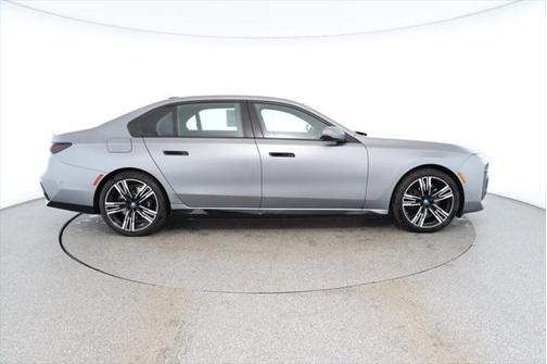 2023 BMW i7 xDrive60