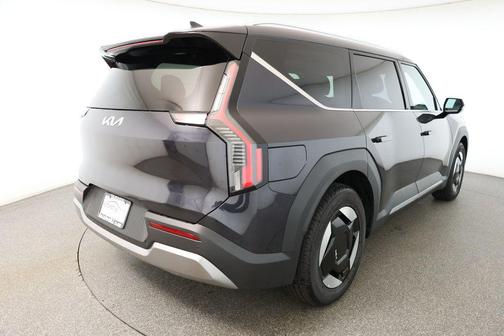 2025 Kia EV9 Wind