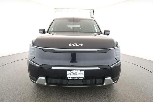 2025 Kia EV9 Wind