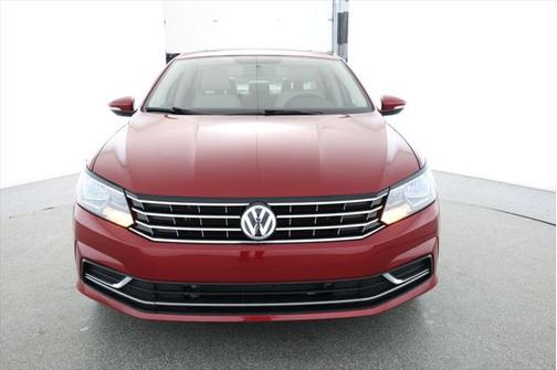 2019 Volkswagen Passat 2.0T Wolfsburg Edition