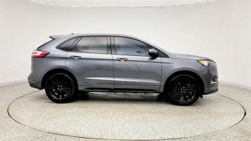 2022 Ford Edge ST Line