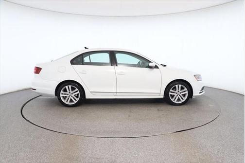 2017 Volkswagen Jetta 1.8T SEL