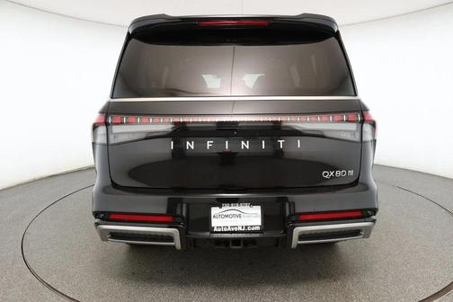2025 INFINITI QX80 SENSORY AWD