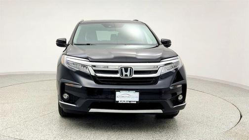 2022 Honda Pilot Touring 8-Passenger