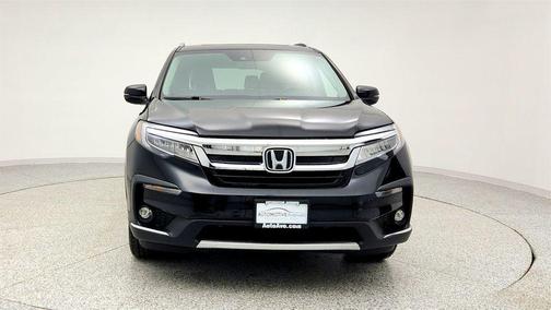 2022 Honda Pilot Touring 8-Passenger
