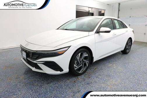 2024 Hyundai ELANTRA HEV Limited