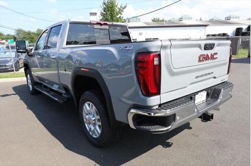 2024 GMC Sierra 2500 SLT