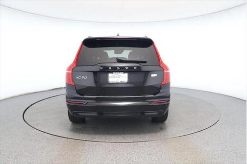 2022 Volvo XC90 Recharge Plug-In Hybrid T8 R-Design 7 Passenger