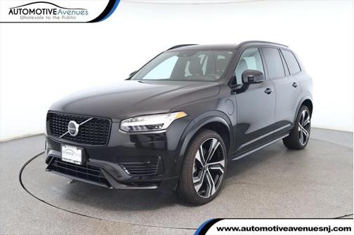 2022 Volvo XC90 Recharge Plug-In Hybrid T8 R-Design 7 Passenger