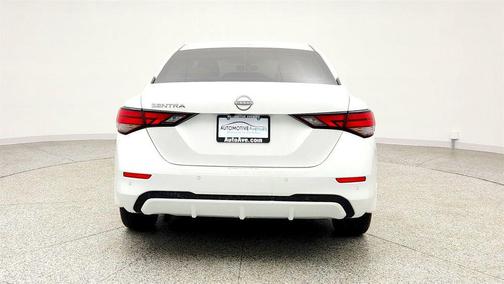 Aspen White Tricoat 2025 Nissan Sentra SV