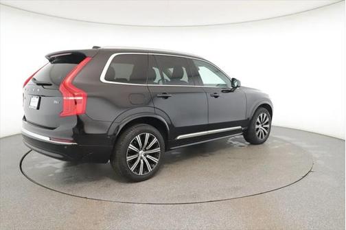 2024 Volvo XC90 B6 Plus Bright Theme 7-Seater