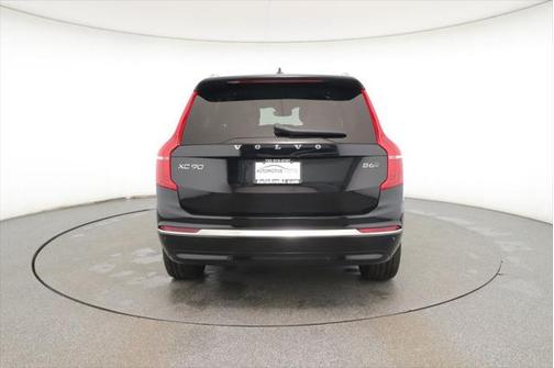 2024 Volvo XC90 B6 Plus Bright Theme 7-Seater