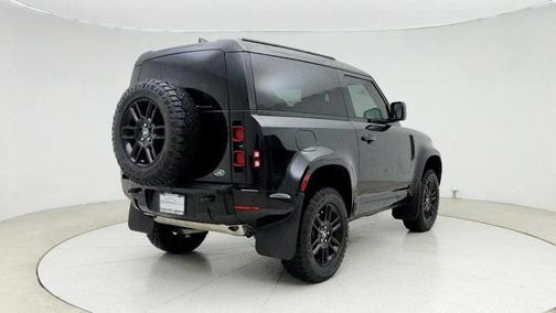 2022 Land Rover Defender 90 X-Dynamic S