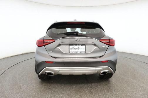 2019 INFINITI QX30 ESSENTIAL