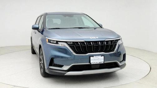 2024 Kia Carnival EX