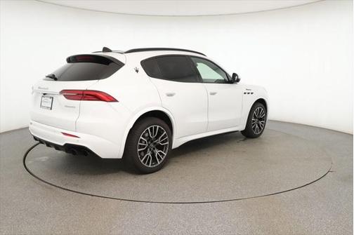 2023 Maserati Grecale Modena