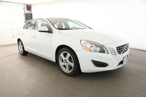 2013 Volvo S60 T5 Premier