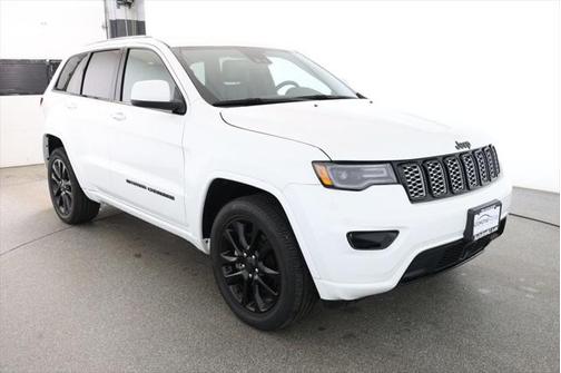 2022 Jeep Grand Cherokee Altitude