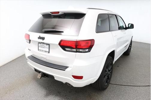 2022 Jeep Grand Cherokee Altitude