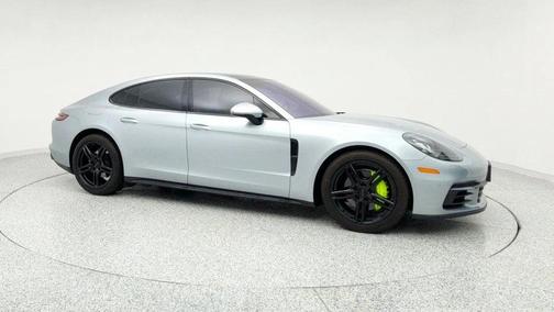 2020 Porsche Panamera 4