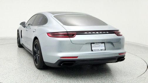 2020 Porsche Panamera 4