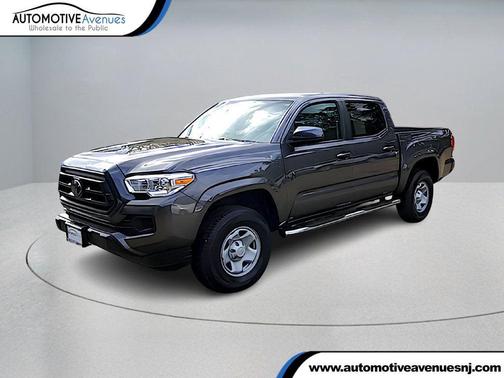 2022 Toyota Tacoma SR