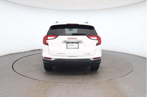 2022 GMC Terrain AWD AT4