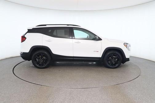 2022 GMC Terrain AWD AT4