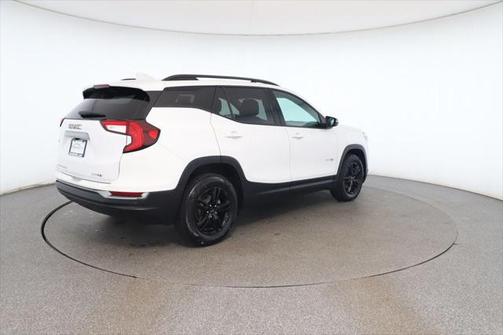 2022 GMC Terrain AWD AT4