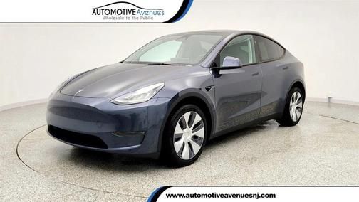 2023 Tesla Model Y Long Range Dual Motor All-Wheel Drive