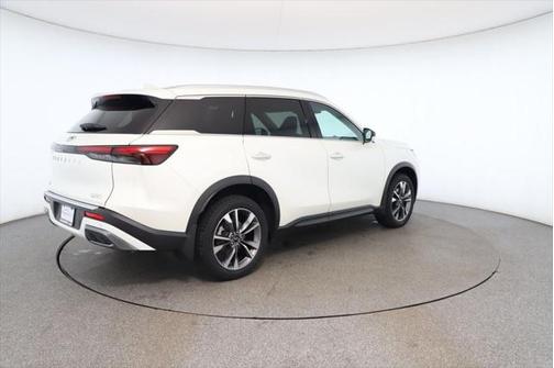 2022 INFINITI QX60 Luxe