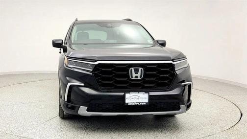 2024 Honda Pilot Touring 8-Passenger