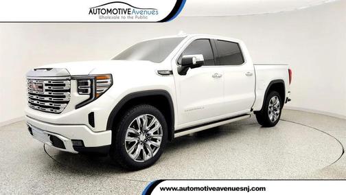 White Frost Tricoat 2023 GMC Sierra 1500 Denali