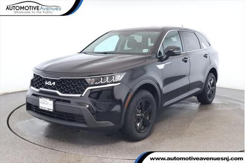 2022 Kia Sorento LX