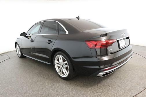 2022 Audi A4 45 S line Premium Plus