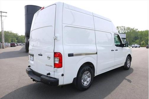 2021 Nissan NV Cargo NV2500 HD SV V8
