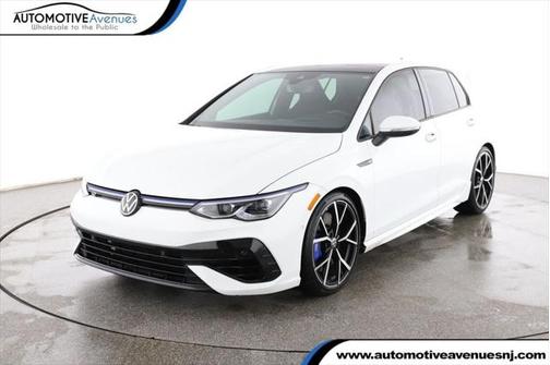 2022 Volkswagen Golf R 2.0T Manual