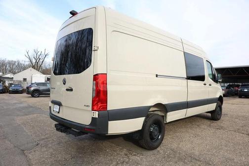 2025 Mercedes-Benz Sprinter 2500 High Roof