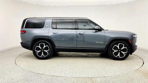 2023 Rivian R1S Adventure