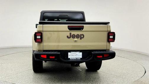 Limited Edition Gobi Clearcoat 2022 Jeep Gladiator Rubicon