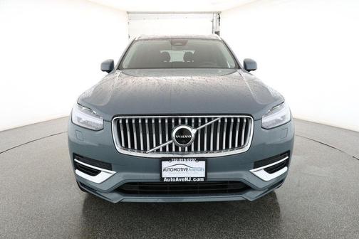 2023 Volvo XC90 Recharge Plug-In Hybrid T8 Plus Bright Theme 7-Seater
