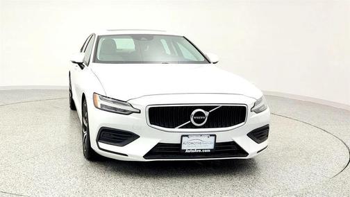 2019 Volvo S60 T6 Momentum