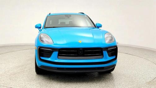 2022 Porsche Macan AWD