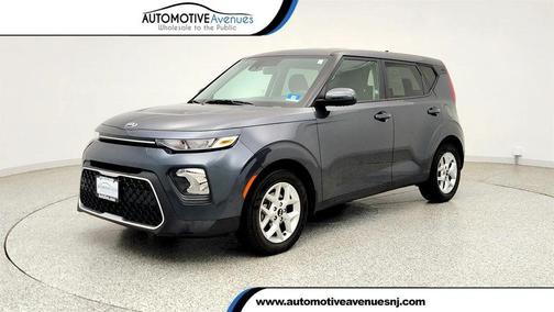 Gravity Grey 2020 Kia Soul S
