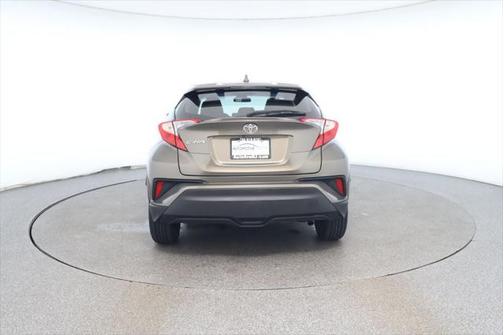 2021 Toyota C-HR LE