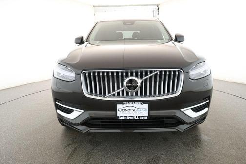 2024 Volvo XC90 B6 Plus Bright Theme 7-Seater