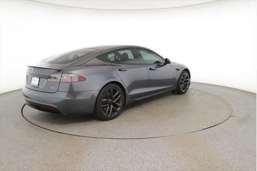 2021 Tesla Model S Plaid