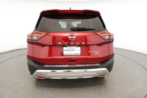 2022 Nissan Rogue Platinum