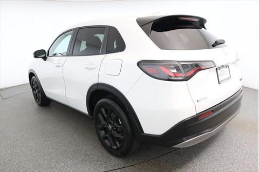 2024 Honda HR-V 2WD Sport