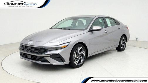 2025 Hyundai ELANTRA Limited